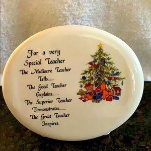 Decorative or pen/pencil porcelain plaque